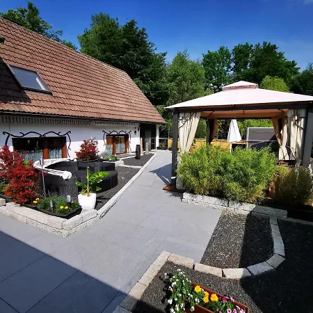 Apartment -hof Baum